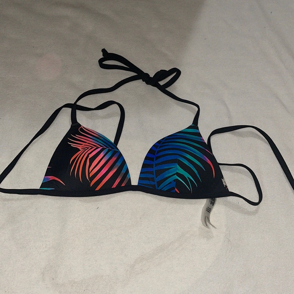 VS Pink swim top